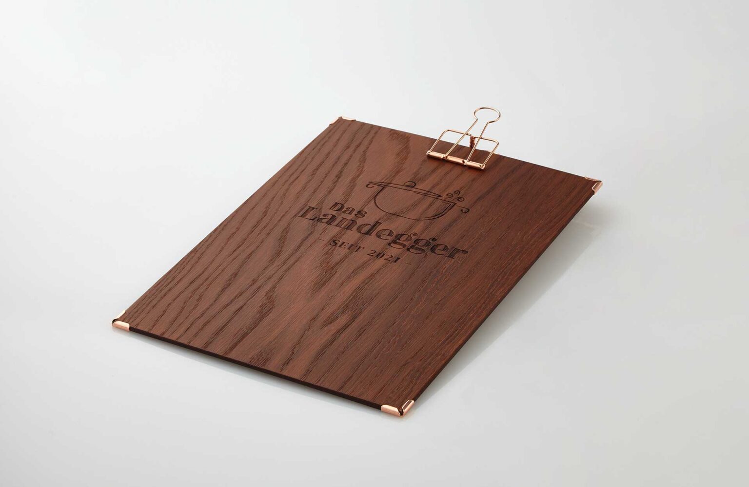 Gastrotopcard_Speisekarte_Modell_Menuboard_Klemme_Woody_MG_9753.jpg