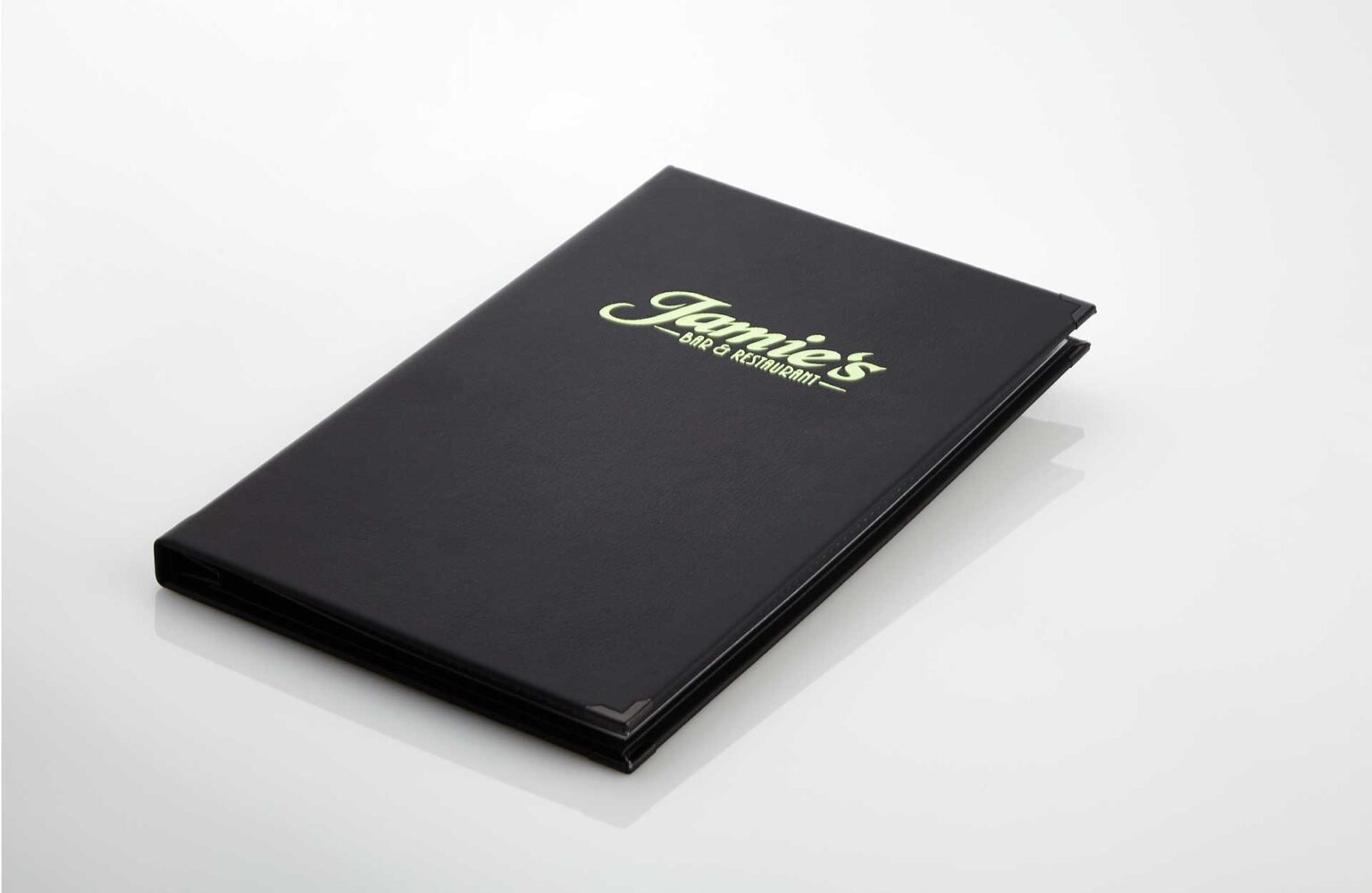 Gastrotopcard_Speisekarten_Finesso_Schraubleiste_Weichleder_MG_0721.jpg