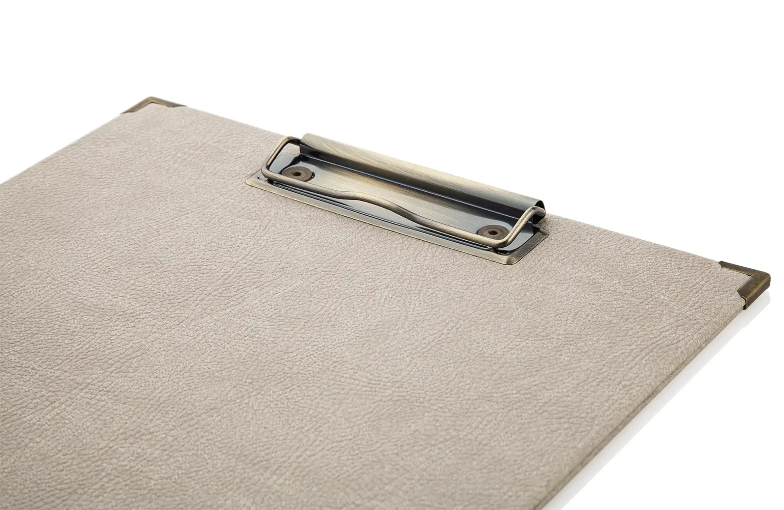 Gastrotopcard_Speisekarten_Menuboard_Klemme_Weichleder_MG_4548.webp