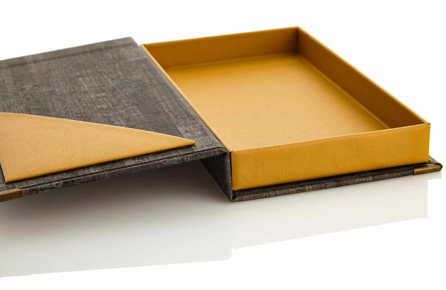 Gastrotopcard_Speisekarten_Rechnungsmappe_Billbox_Weichleder_MG_3343.jpg
