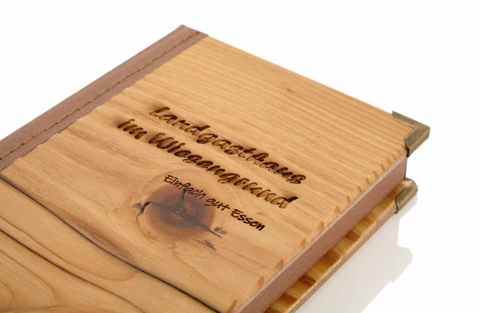 Gastrotopcard_Speisekarten_Rechnungsmappe_Billbox_Woody_MG_2434.jpg