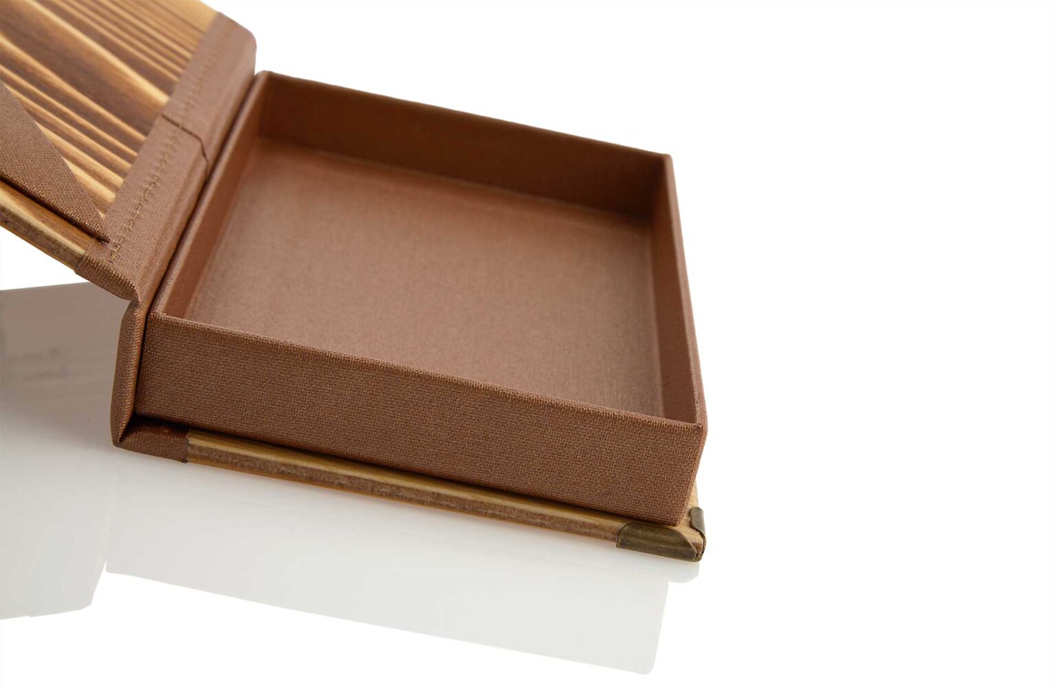Gastrotopcard_Speisekarten_Rechnungsmappe_Billbox_Woody_MG_2437.jpg