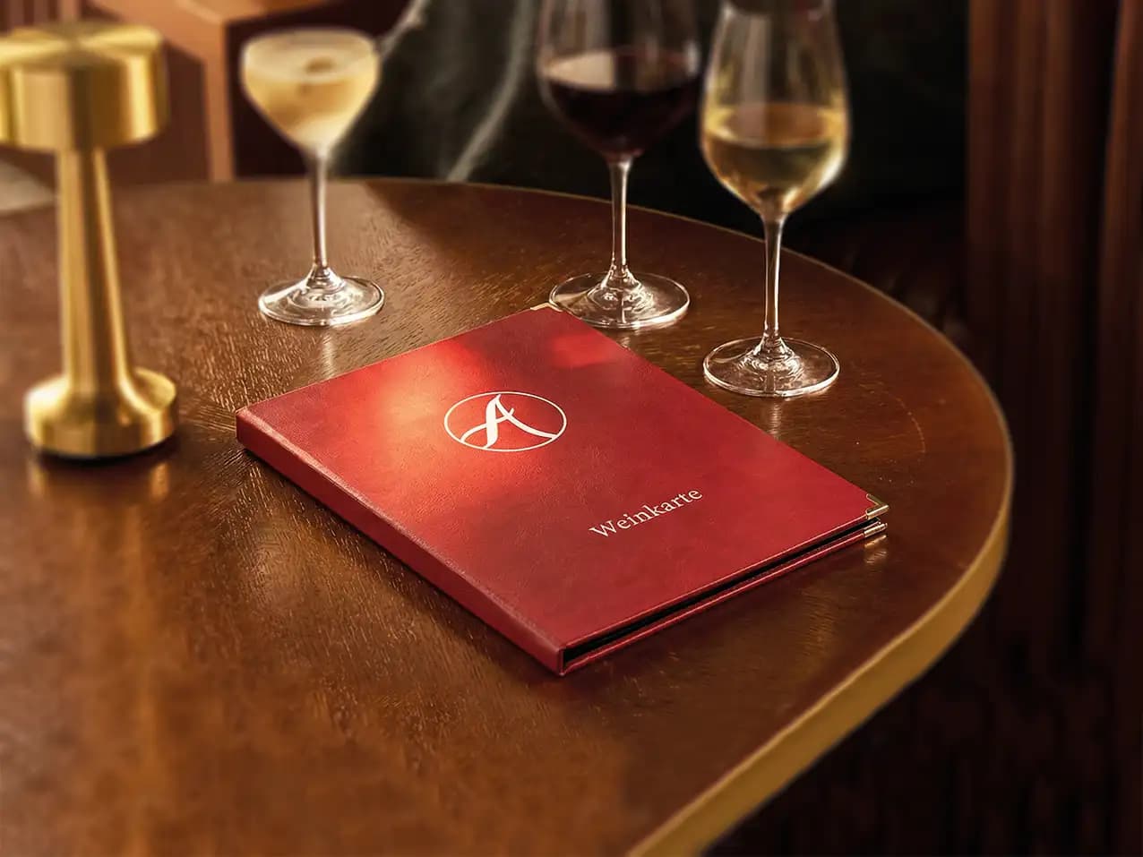 Gastronomie-Speisekarte Finesso Druckknopf in Braun – Format A4 hoch
