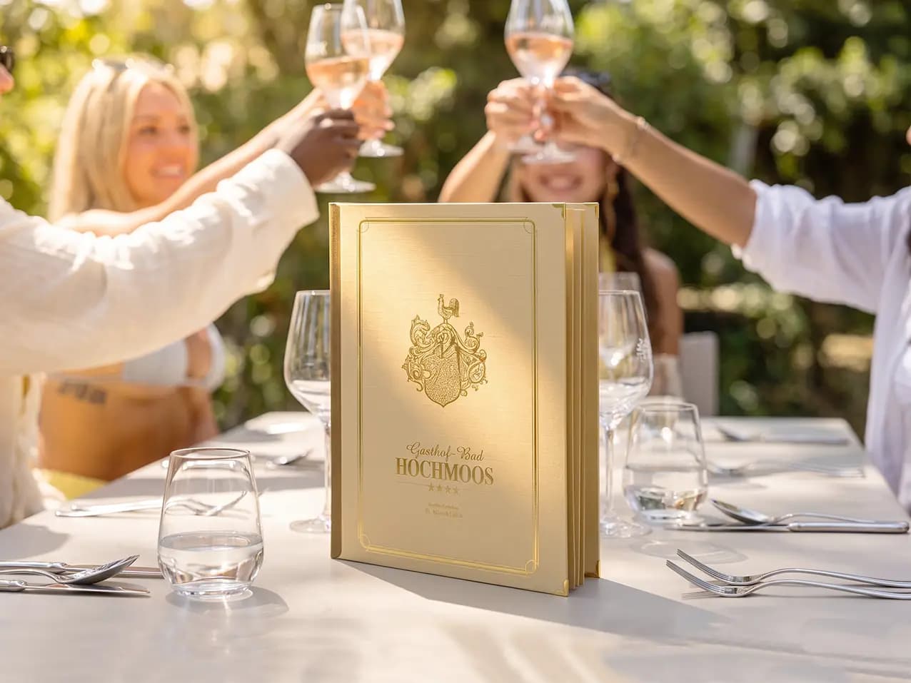 Gastronomie-Speisekarte Juwel unverstärkt in Beige – Format A4 hoch