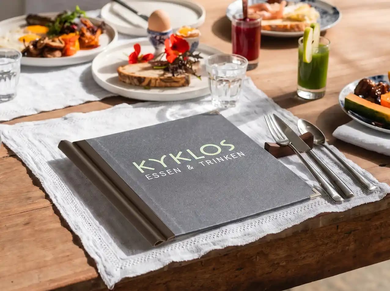 Gastronomie-Speisekarte Quickfix in Grau – Format 22 × 22 cm quadratisch