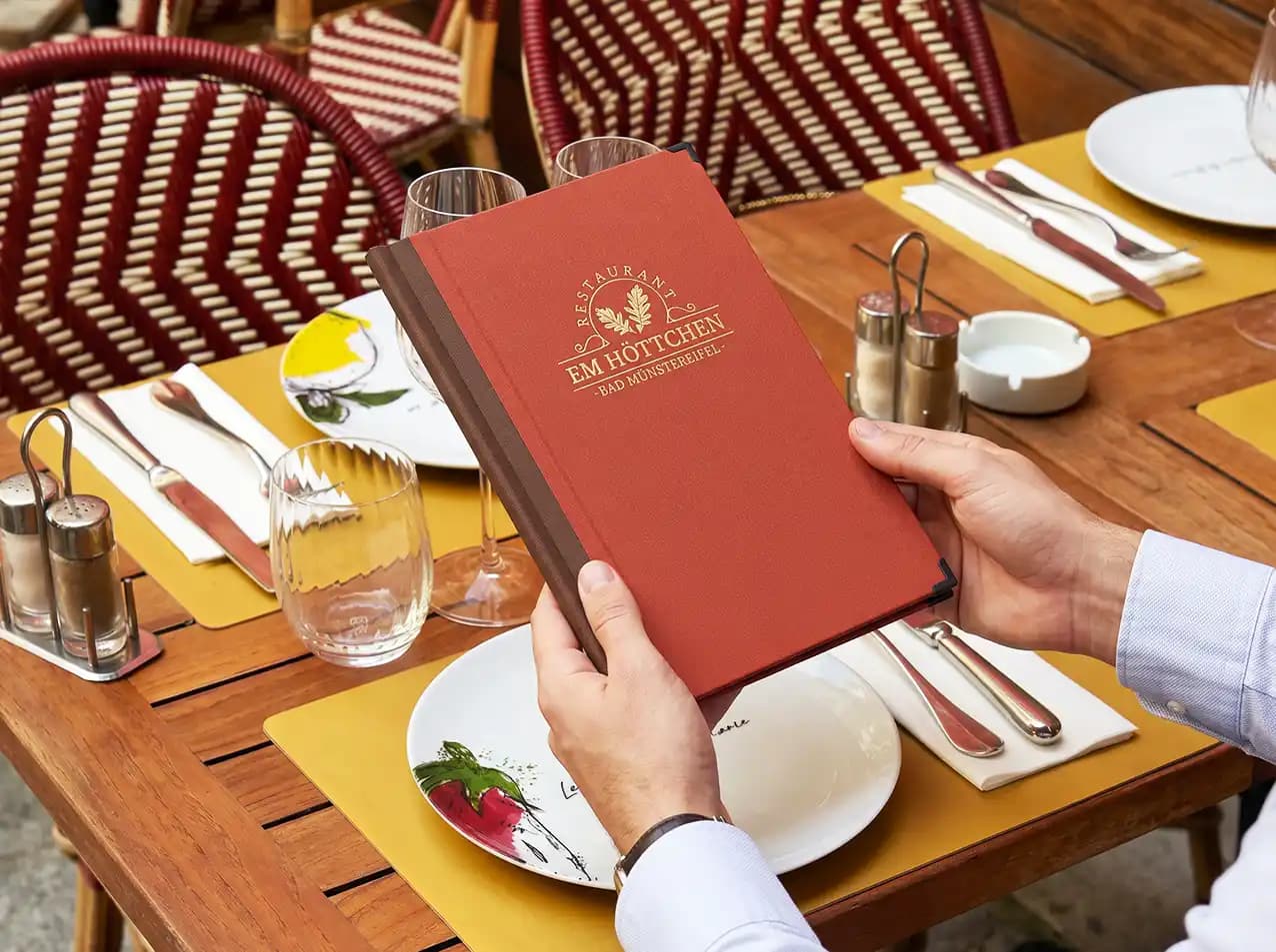 Gastronomie-Speisekarte Quickfix in Rot – Format A4 schmal