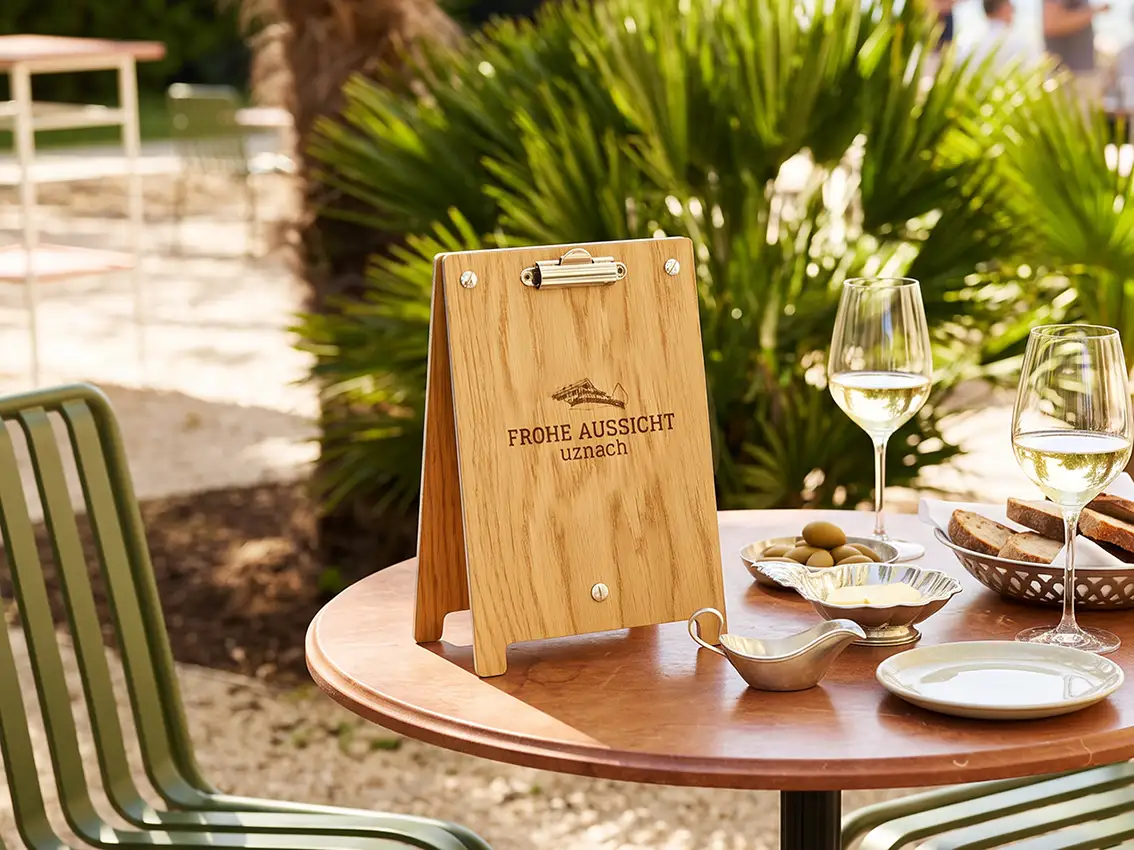 Menuboard Chartboard für die Gastronomie, A5 hoch, Farbton Beige – Speisekarten Bilder