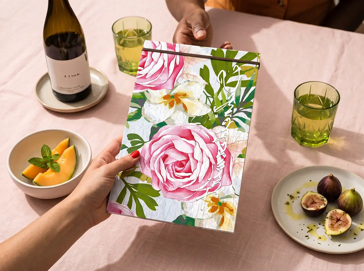 Menuboard Gummi / Kordel für die Gastronomie, A4 hoch, Farbton Grau – Speisekarten Bilder